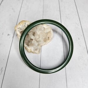 Vintage Bakelite thin green bangle bracelet